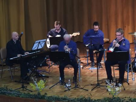 Koncert glasbene zasedbe Take Nine Orchestra 11